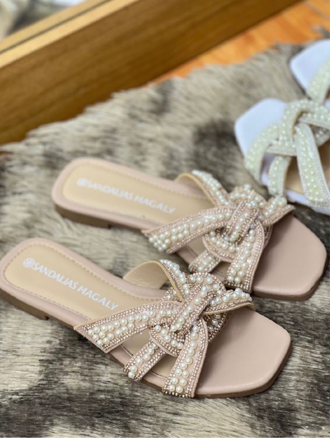 Perla Sandals